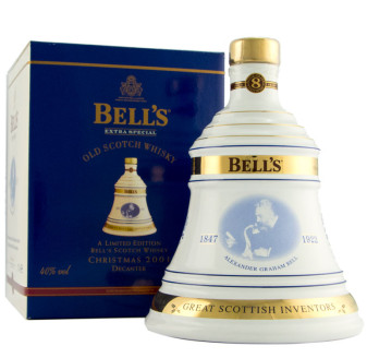 Bell's Decanter Christmas 2001