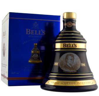 Bell's Decanter Christmas 2004